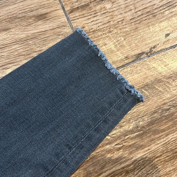 👖 DL 1961 Distressed Jeans - Drag Gray - Size 28 -Skinny Fit - Inseam 30” - Picture 7 of 7